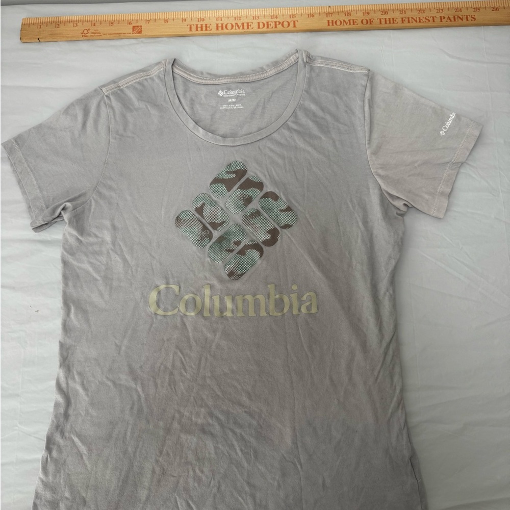Women’s (M) Columbia Heather Gray Sportswear Tee